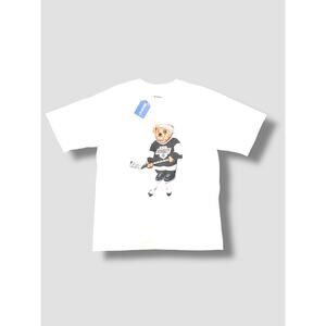 Men’s Chinatown Market Studios Hockey Bear Graphic T-Shirt Streetwear sold out!